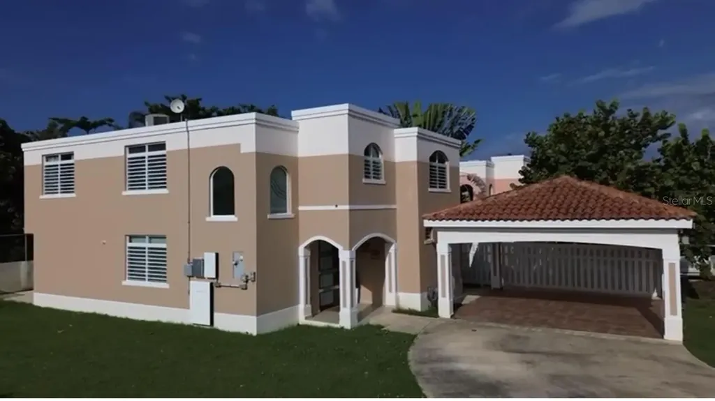 Grand Palm Ii Casa F-15 Calle Ceiba Vega Alta PR 00692