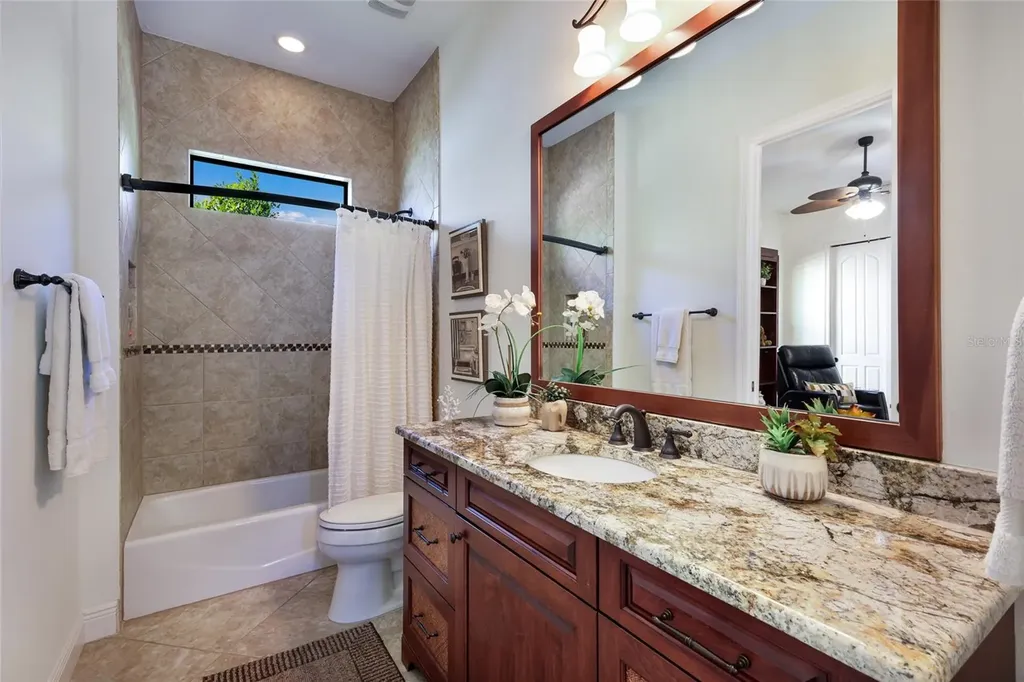 14909 Secret Harbor Place Lakewood Ranch FL 34202