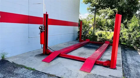 2010 8th Street NW Winter Haven FL 33881