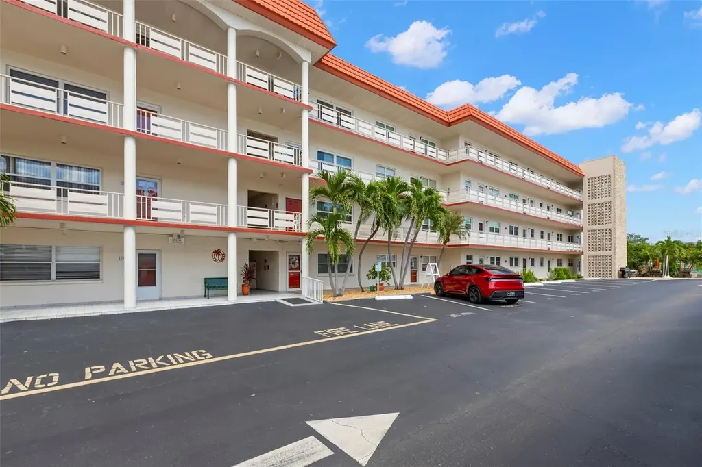 3114 59th Street S Gulfport FL 33707