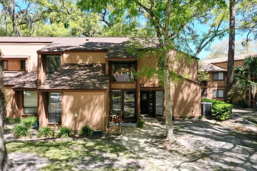 8 Fairways Circle Palm Coast FL 32137