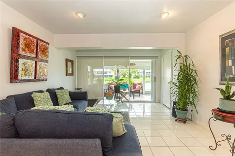 1421 NW 19th Terrace Delray Beach FL 33445