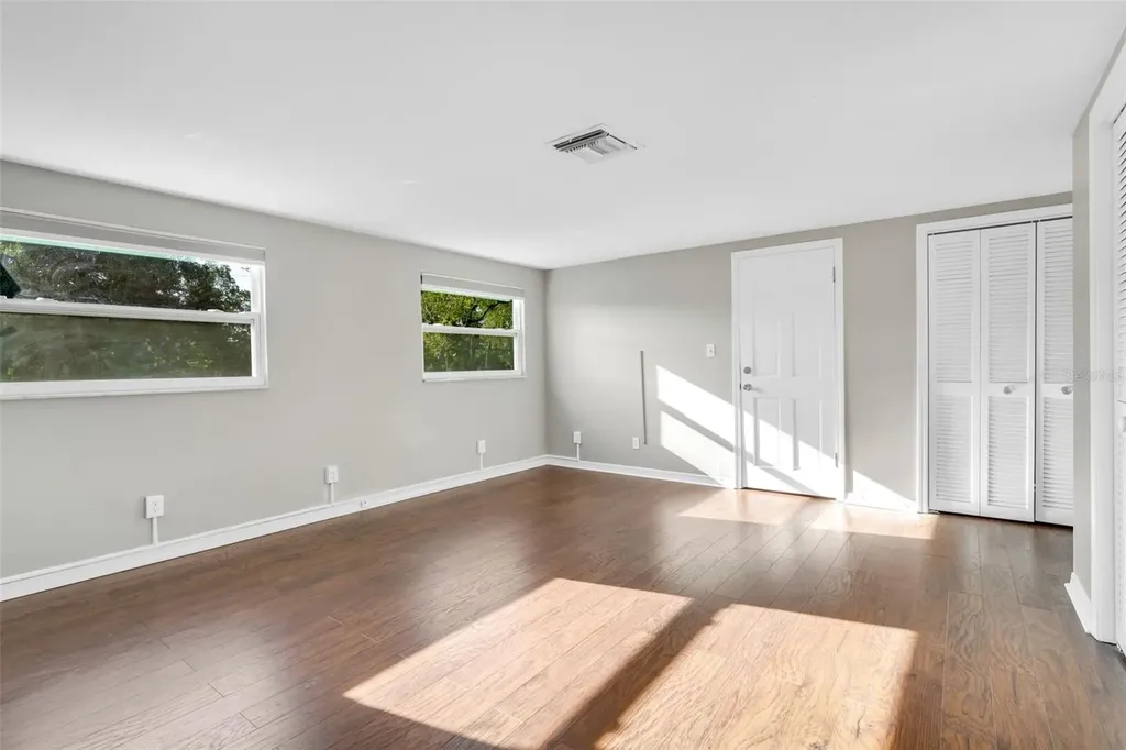 216 S Shore Crest Drive Tampa FL 33609