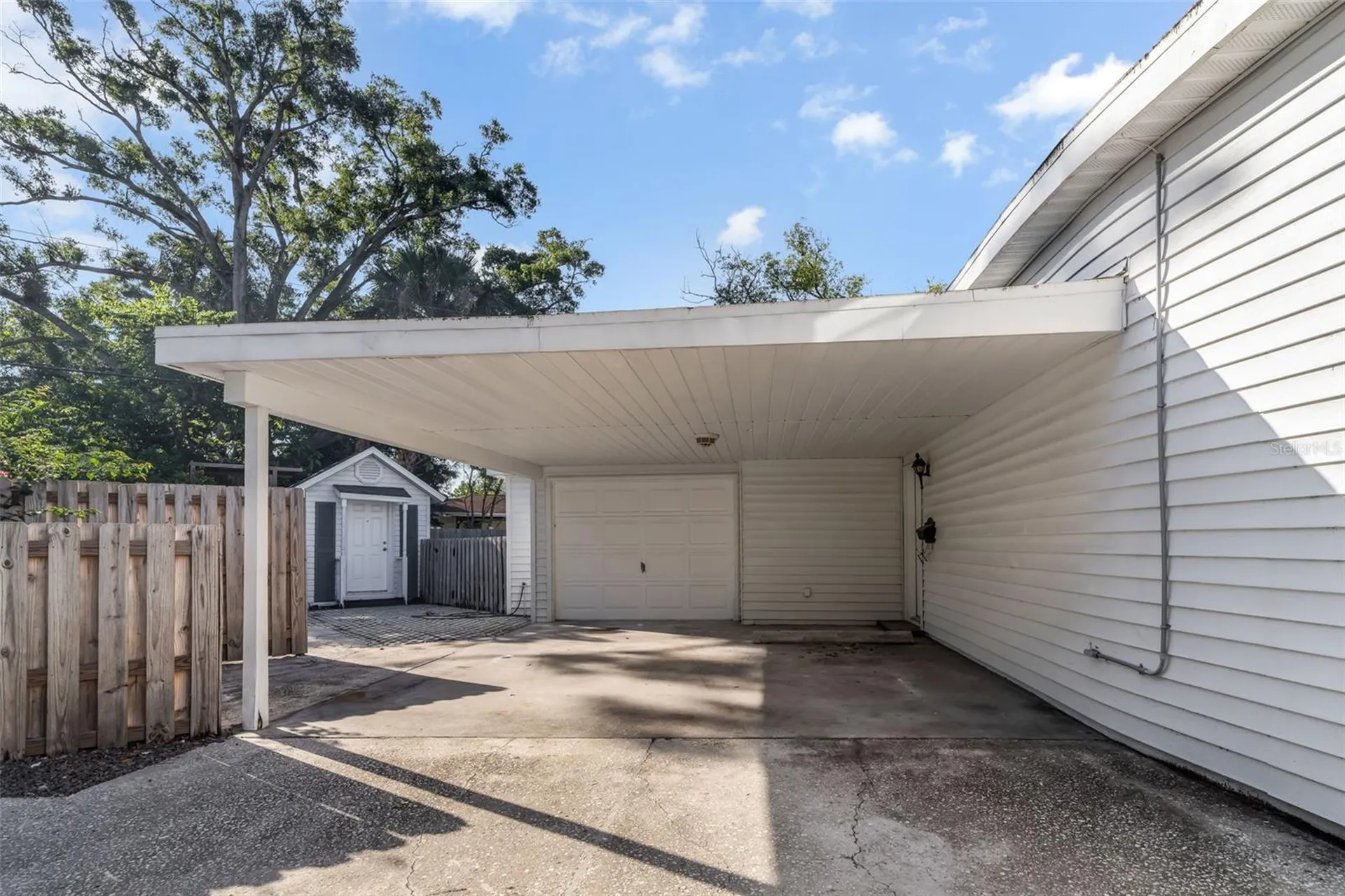 216 S Shore Crest Drive Tampa FL 33609