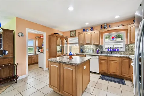 87 Lone Star Street Umatilla FL 32784