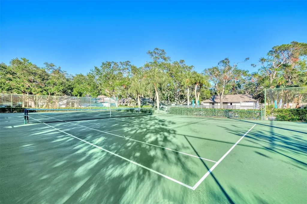 4765 Oak Forest Drive W Sarasota FL 34231