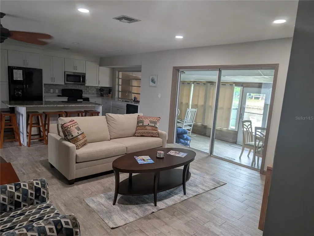 11711 W Bayshore Drive Crystal River FL 34429