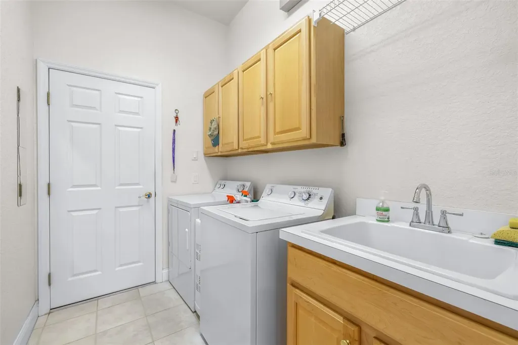 2692 Huntington Hills Drive Lakeland FL 33810