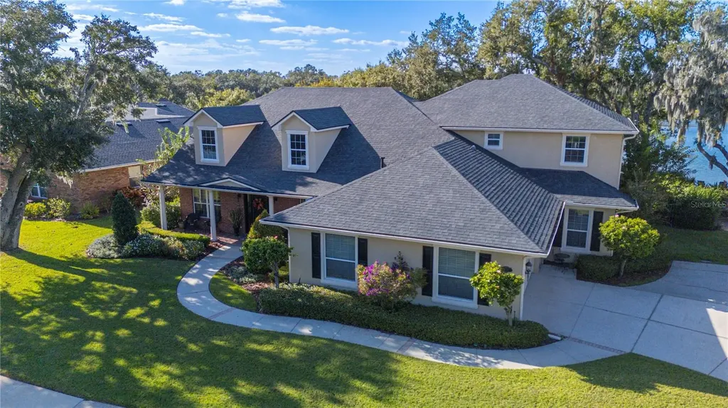 5789 Lake Victoria Drive Lakeland FL 33813
