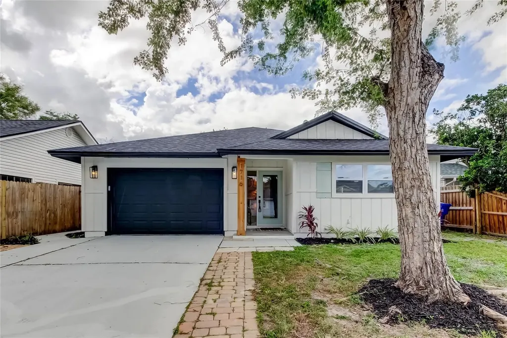 1716 Pinecone Way Largo FL 33771