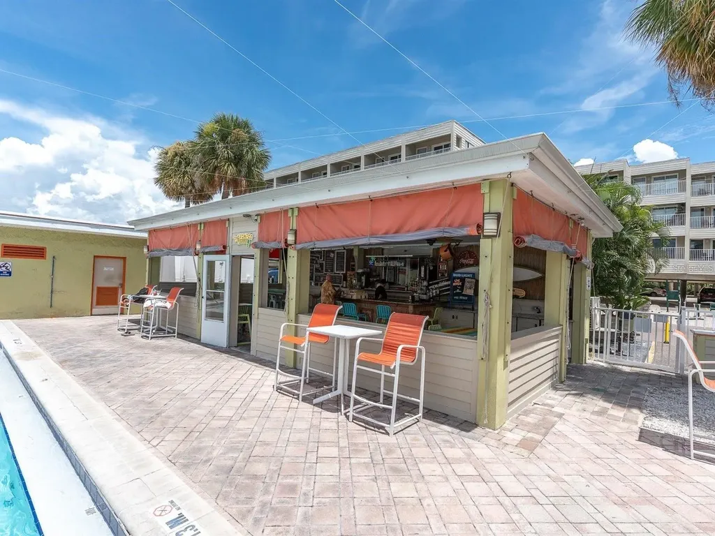 2506 N Rocky Point Drive Tampa FL 33607