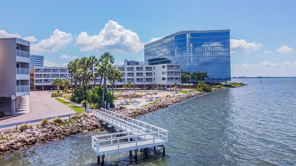 2506 N Rocky Point Drive Tampa FL 33607