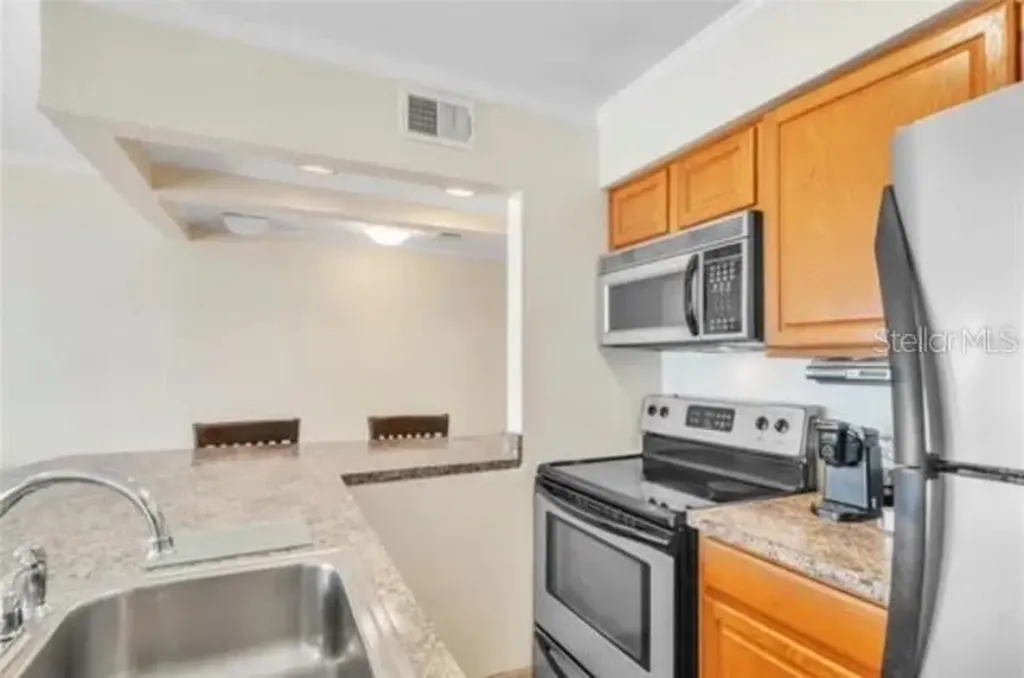 2506 N Rocky Point Drive Tampa FL 33607