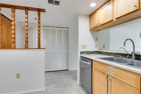 2593 Countryside Boulevard Clearwater FL 33761