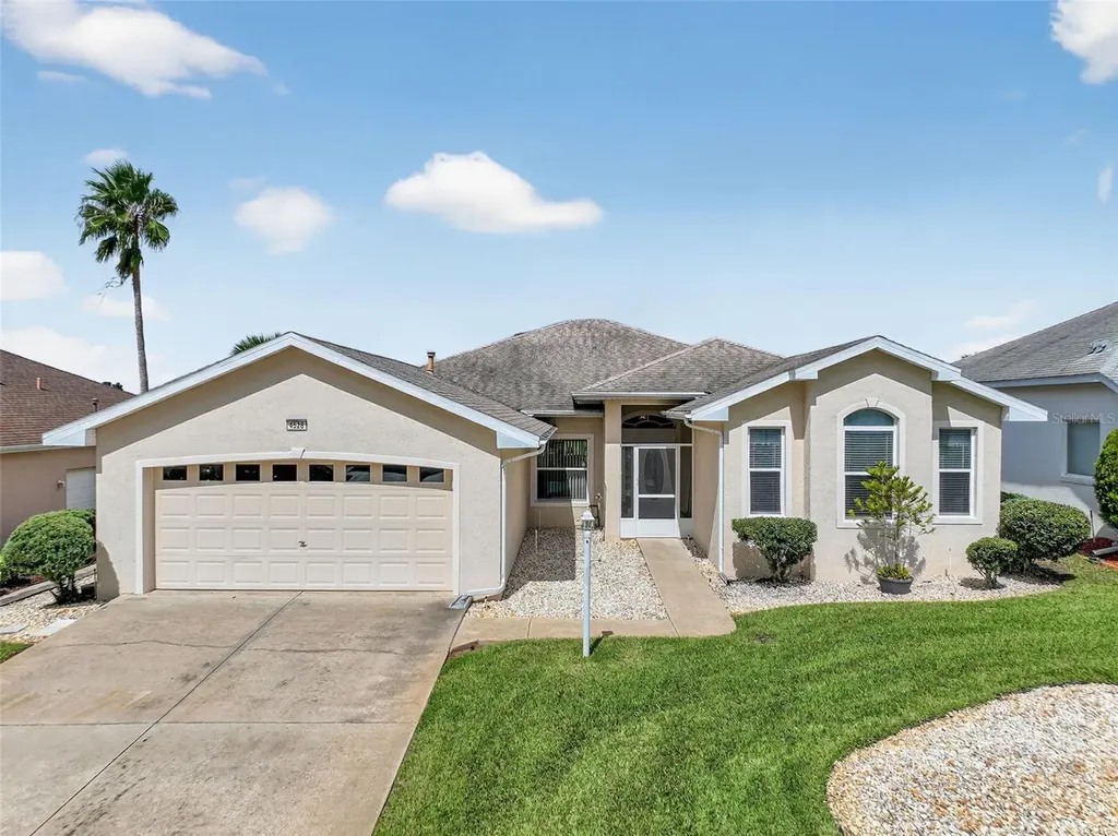 4528 Glen Coe Street Leesburg FL 34748