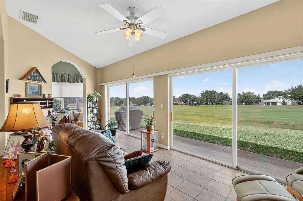 4528 Glen Coe Street Leesburg FL 34748