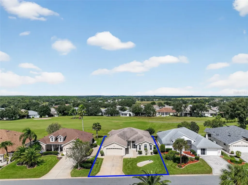 4528 Glen Coe Street Leesburg FL 34748