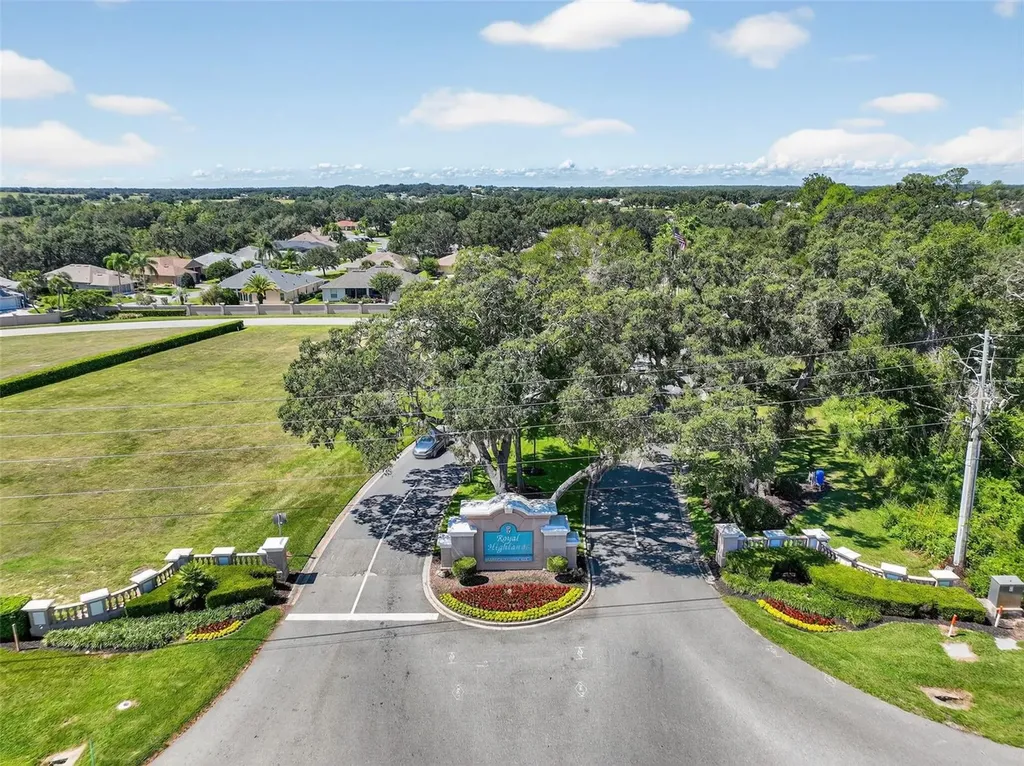 4528 Glen Coe Street Leesburg FL 34748