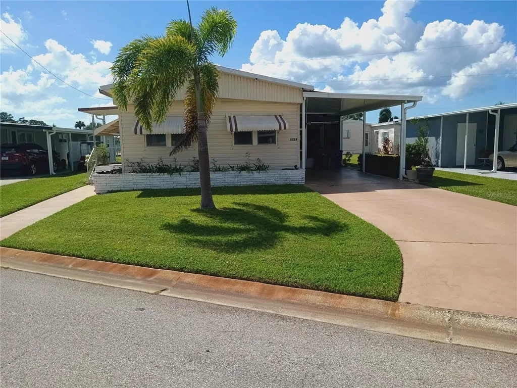 5229 Bel Air Avenue Sarasota FL 34234
