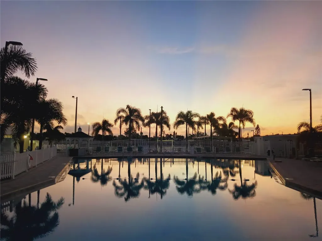 5229 Bel Air Avenue Sarasota FL 34234