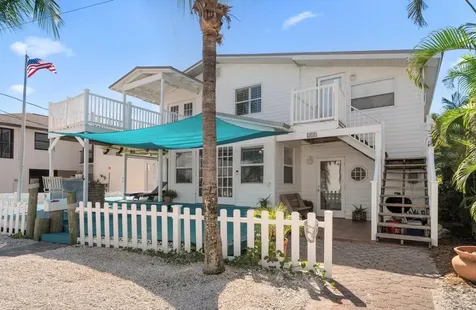 115 99th Avenue Treasure Island FL 33706