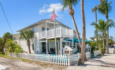 115 99th Avenue Treasure Island FL 33706