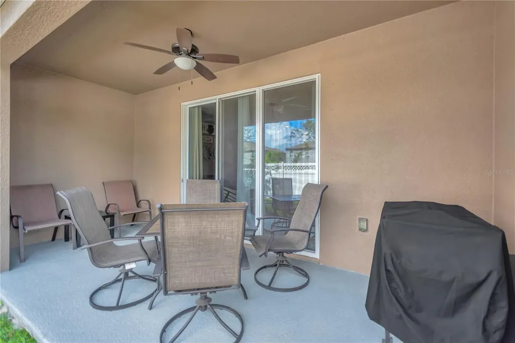 762 Barclay Wood Drive Ruskin FL 33570