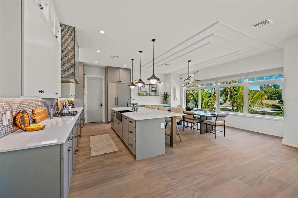 401 77th Street Holmes Beach FL 34217