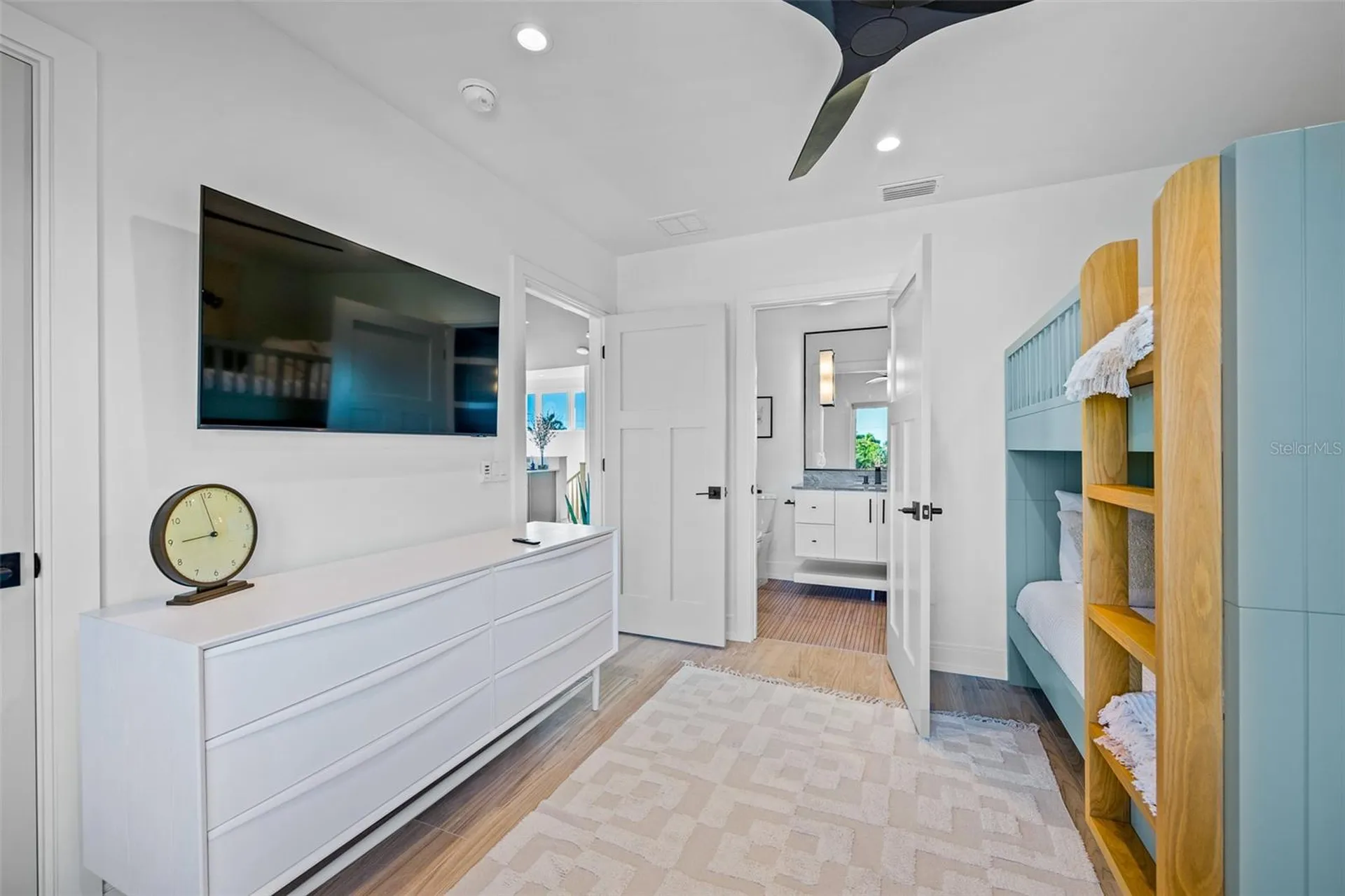 401 77th Street Holmes Beach FL 34217