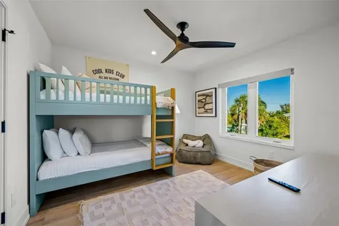 401 77th Street Holmes Beach FL 34217