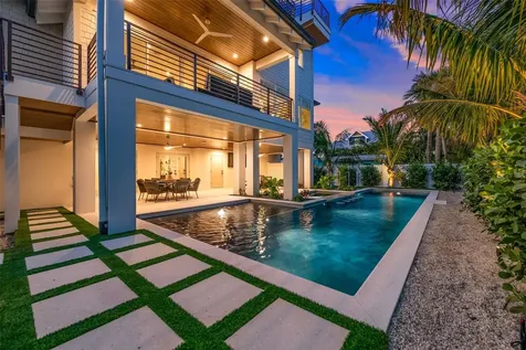 401 77th Street Holmes Beach FL 34217