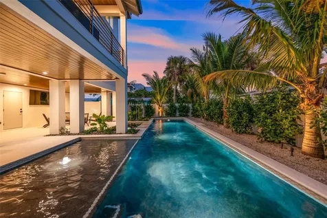 401 77th Street Holmes Beach FL 34217