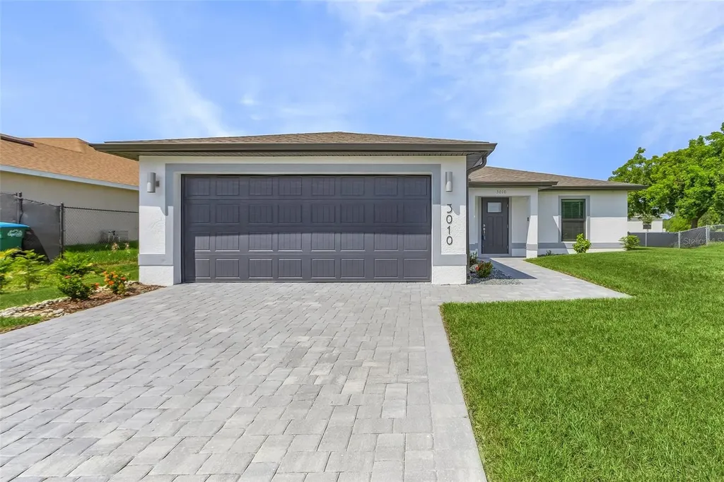 3010 NE 6th Place Cape Coral FL 33909