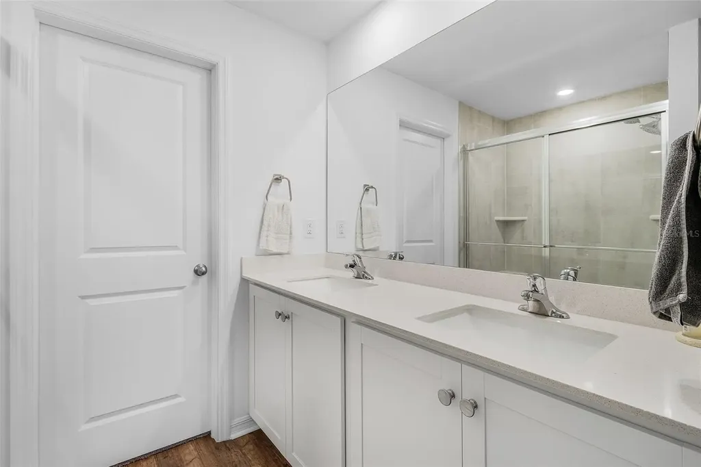 3010 NE 6th Place Cape Coral FL 33909