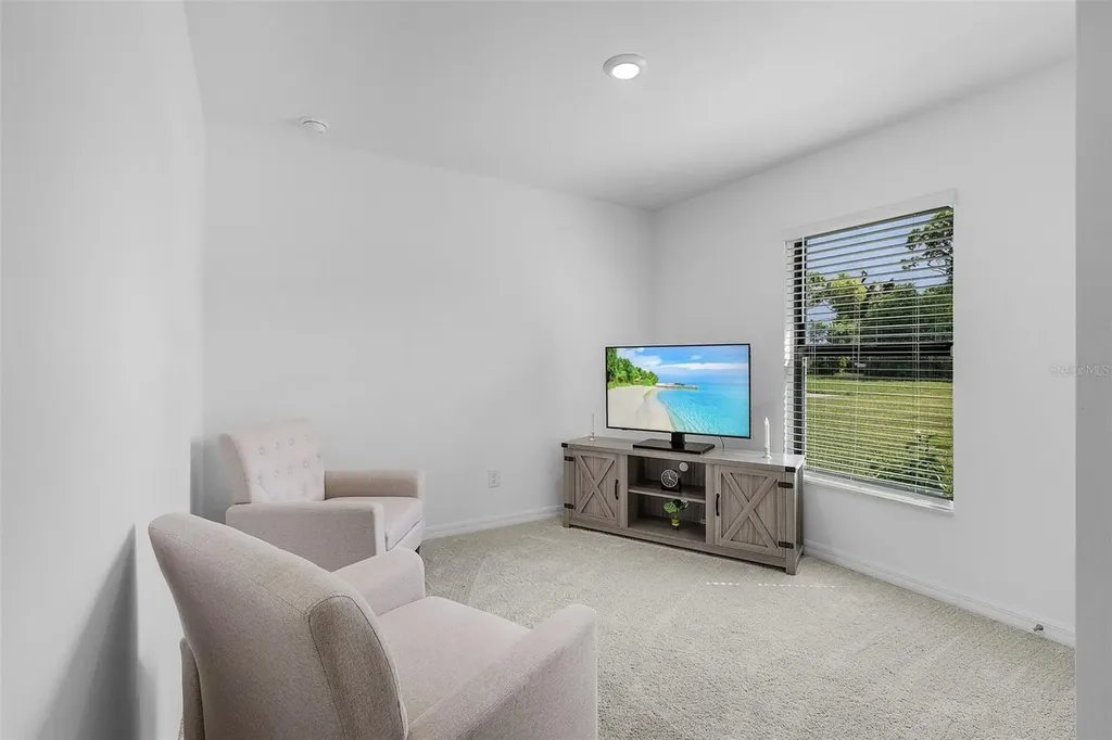 3010 NE 6th Place Cape Coral FL 33909