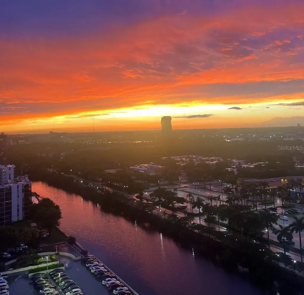 3675 N Country Club Drive Miami FL 33180