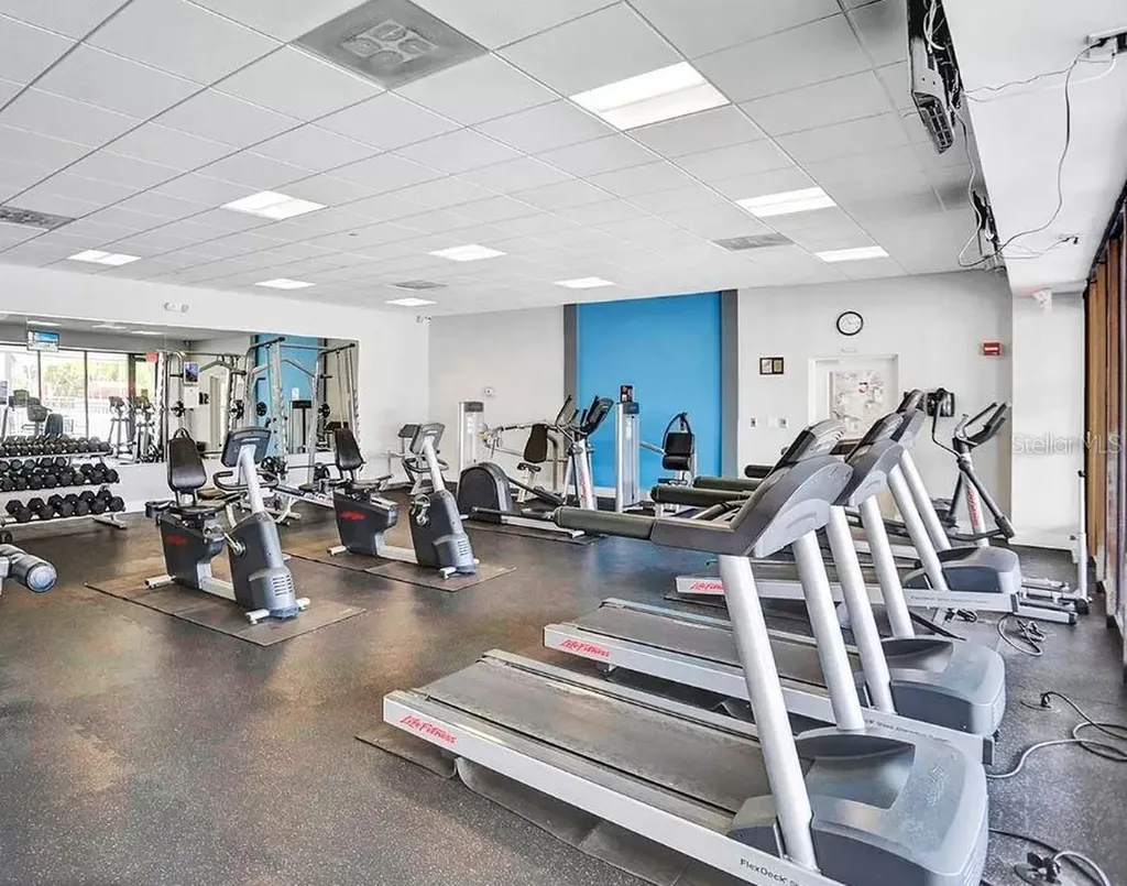 3675 N Country Club Drive Miami FL 33180