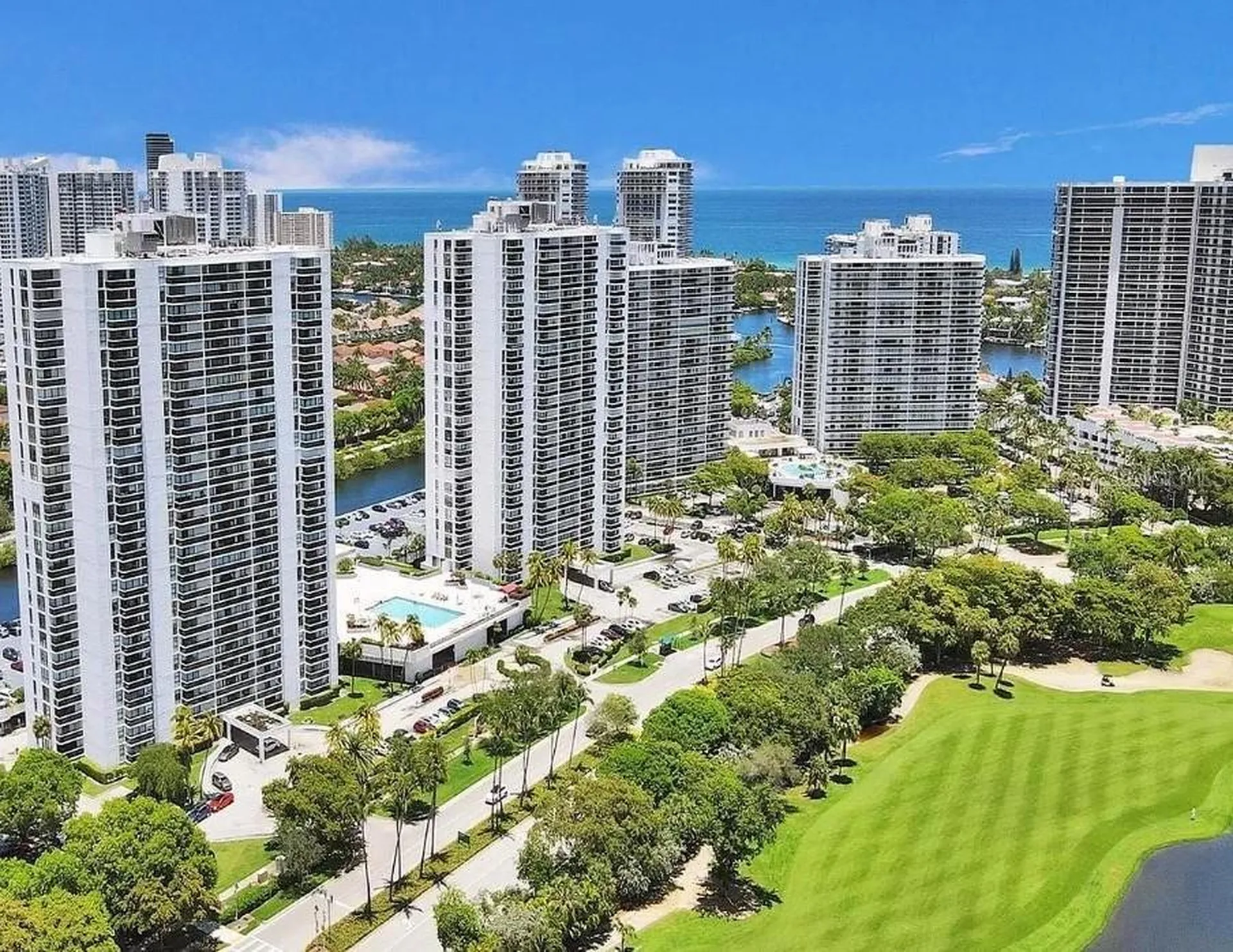 3675 N Country Club Drive Miami FL 33180