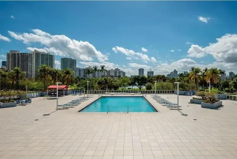 3675 N Country Club Drive Miami FL 33180