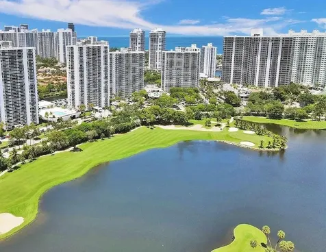 3675 N Country Club Drive Miami FL 33180