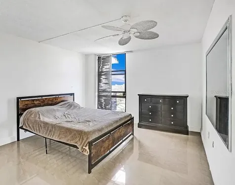 3675 N Country Club Drive Miami FL 33180
