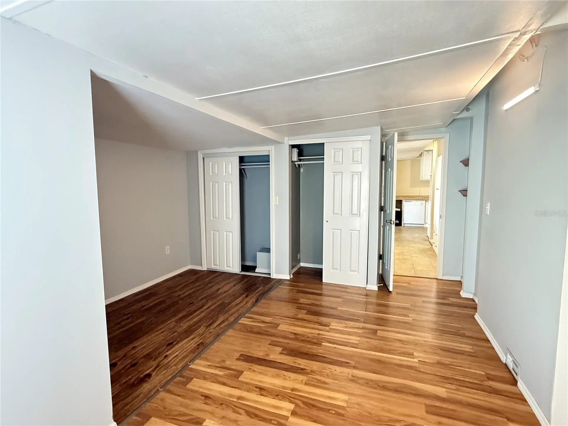 6830 Americana Drive NE St Petersburg FL 33702