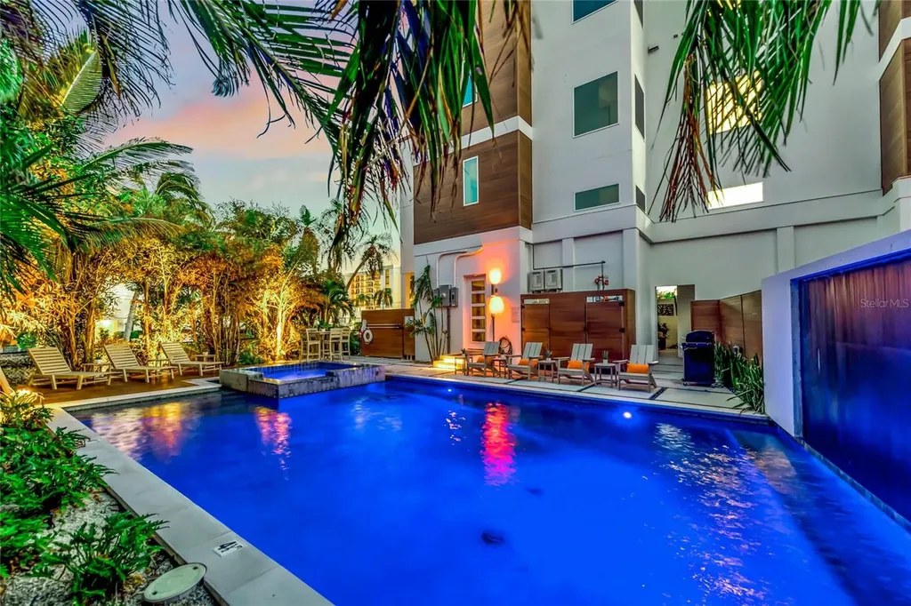 329 Beach Road Sarasota FL 34242