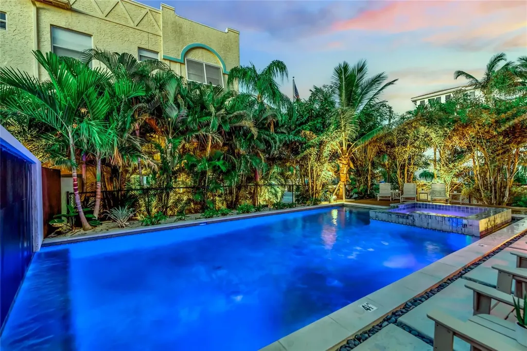 329 Beach Road Sarasota FL 34242
