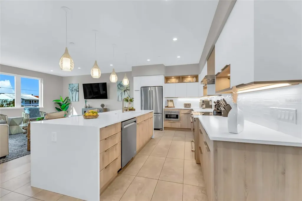 329 Beach Road Sarasota FL 34242