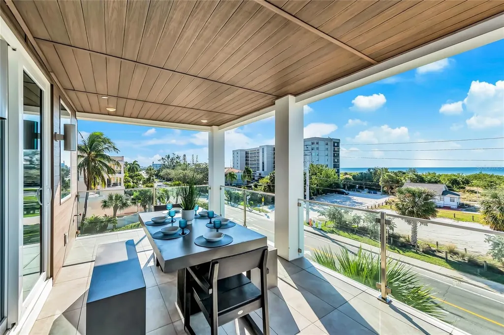 329 Beach Road Sarasota FL 34242