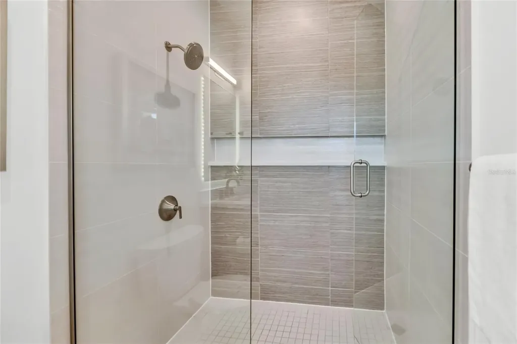 329 Beach Road Sarasota FL 34242