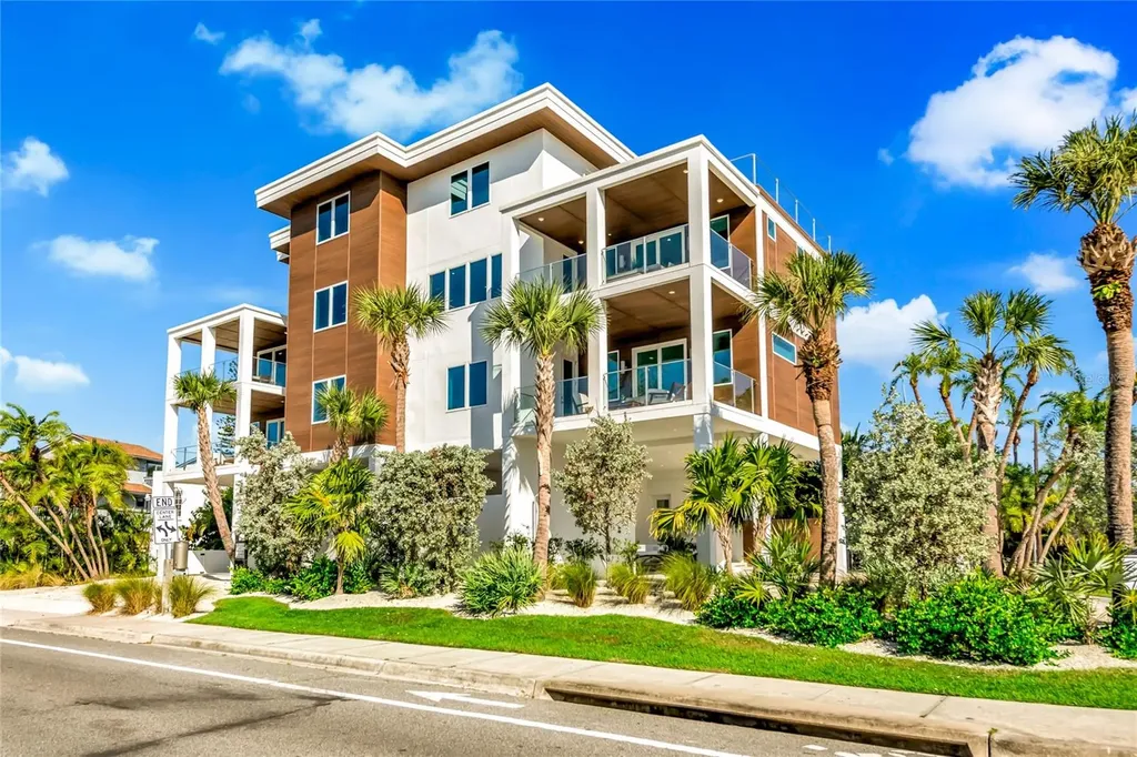 329 Beach Road Sarasota FL 34242
