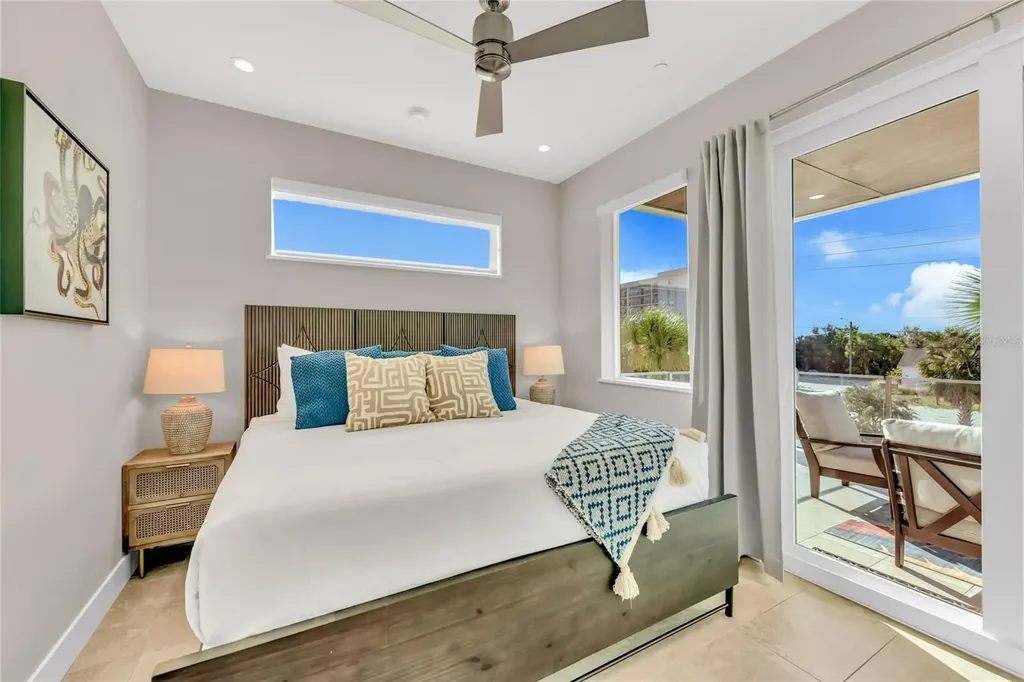 329 Beach Road Sarasota FL 34242