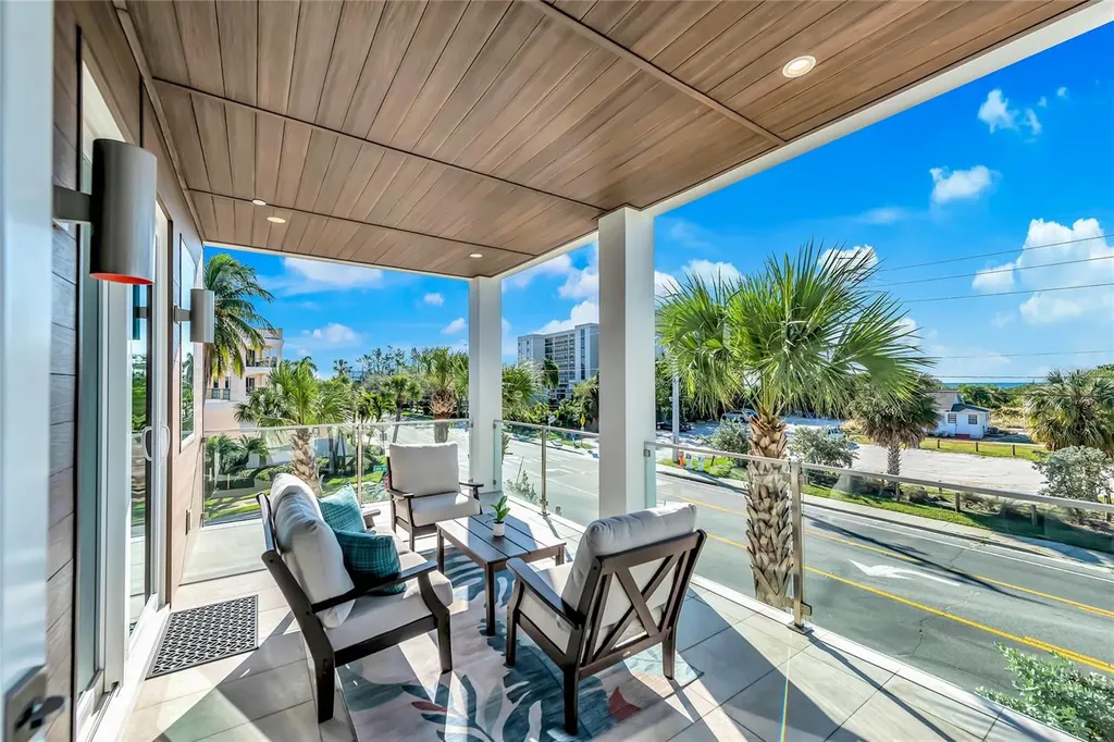 329 Beach Road Sarasota FL 34242